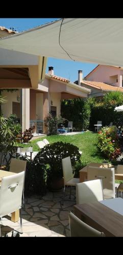  Green & Blue in Marathias