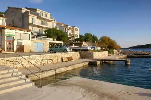 Apartments by the sea Tisno Murter - 3224 - image 10