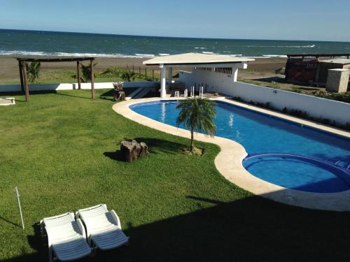 Hotel Arrecife Chachalacas