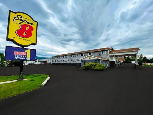 Super 8 by Wyndham Missoula/Brooks Street