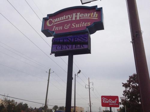 Country Hearth Inn & Suites Augusta