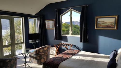 Deluxe Double Room with Balcony and Sea View