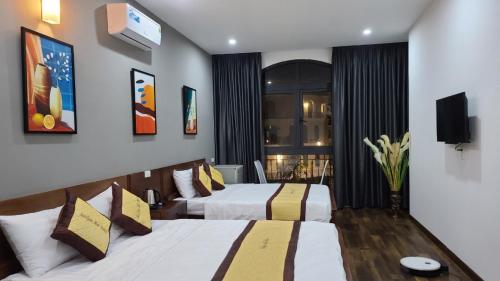 Xan hotel near Vinmec International Hospital