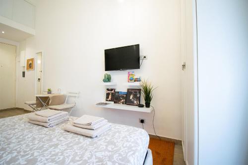 Lorenzo's Art Studio 2, Naples (photo 10)