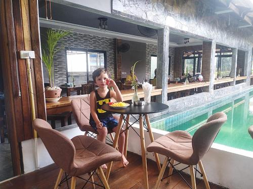 Billabong Hotel And Cafe - 숙소 외관