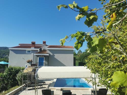  Holiday Home Mandalena, Pension in Buzet