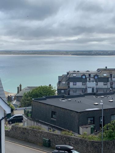 Shoreline Saint Ives (Cornwall)