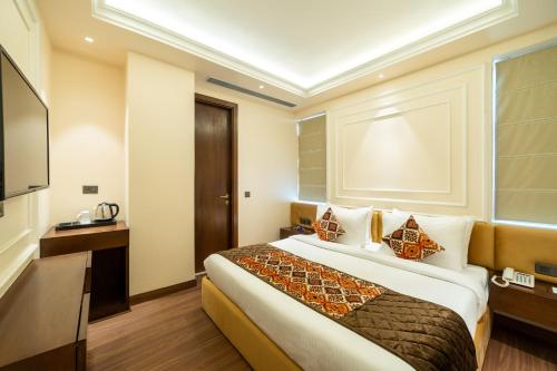 Standard Double Room image 1