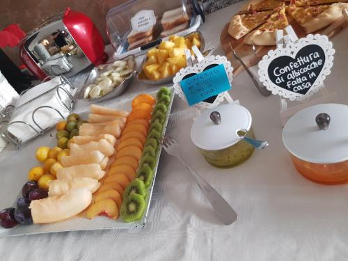 餐飲選擇, 阿爾伯格普利瑪維拉旅館 (Albergo Primavera) in 波爾托切薩雷奧市中心