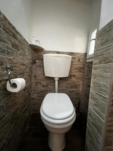 Double Room with Private Bathroom image 5