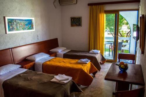 ResidenceTheo - Accommodation - Selianitika