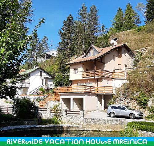 Riverside Vacation House Mrežnica (Riverside Vacation House Mreznica) in Donji Zvečaj