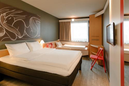 1 queen bed