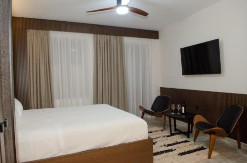 Leone suites