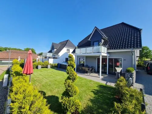 Seevilla Dubai - Luxus Ferienhaus in Göhren-Lebbin, Deutschland
