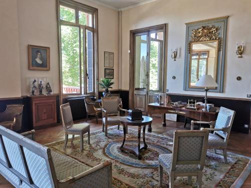 château Mont Suzey 2