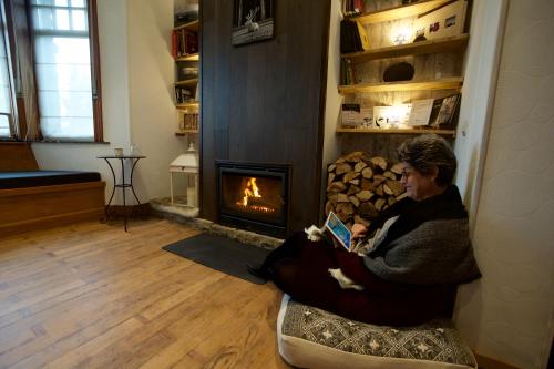 สิ่งอำนวยความสะดวกเพื่อการสันทนาการ, L'Ancienne Poste - chambres d'hôtes et table de dégustation (L'Ancienne Poste - chambres d'hotes et table de degustation) in มาร์เช่-เอน-ฟาเมนเน่