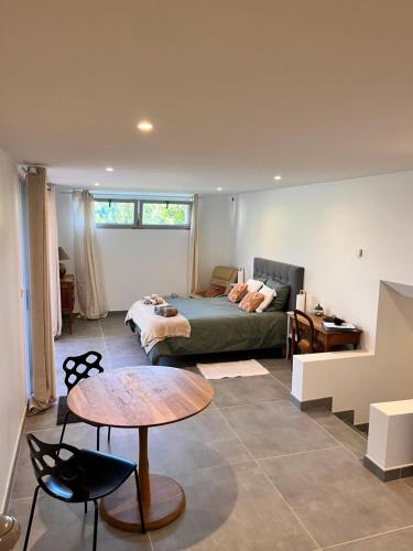 Vexin Studio 1