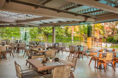 Daluz Boutique Hotel in Psathaki