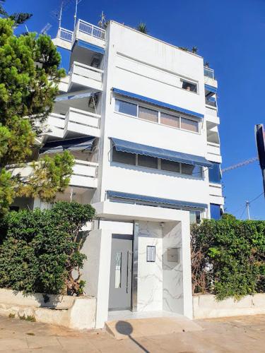 Beach Front Garden Studio in Voula - Athenian Riviera - image 2