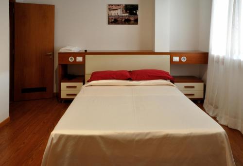 Hotel Mezzaluna - image 7