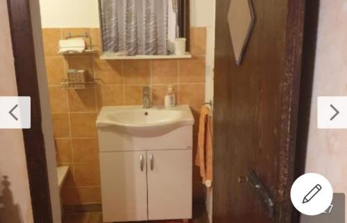  La casina di Caprese in Caprese Michelangelo