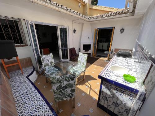 Beach side Ville Marbella - image 11