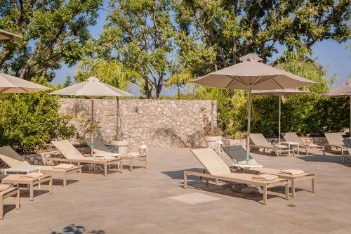 Daluz Boutique Hotel in Psathaki