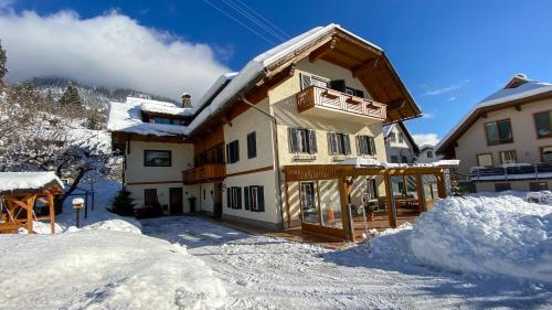 Gästehaus Rader - Apartment - Weissbriach