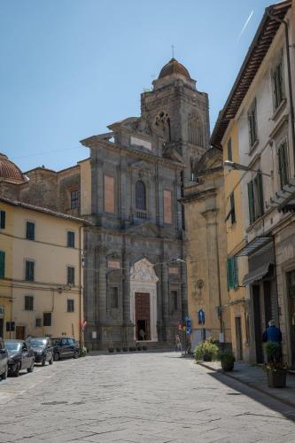  Cathedral-luxury-stay sauna & massage in Pescia