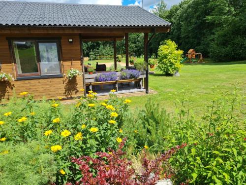 Atostogų namelis-pirtis Prie upės Atostogų namelis-pirtis Prie upės