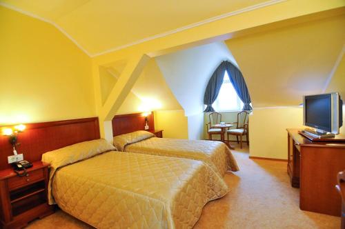 Hotel Maxim - image 3