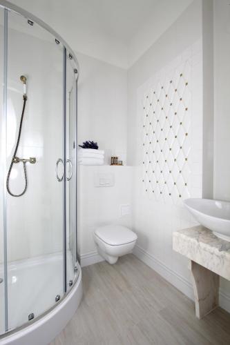 Single Room image 2
