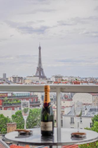 Vue exceptionnelle sur la tour Eiffel - Location saisonnière - Paris