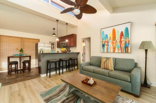 Aina Nalu 2BD 2BA condo - image 3
