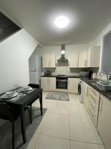 Picture of Comfortably Furnished 2 Bedroom Home In Bolton