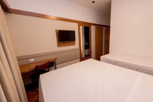 379025424 Gaben Hotel