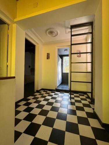 Casa Frente Parque Guillermina in 돈 보스코