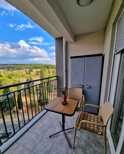 Riverside Apartment Riverside Apartment