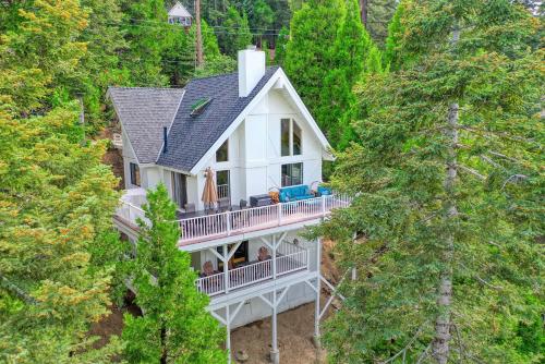 Kid's Paradise! Ball Pit 2 Lofts Lakeview 5 bd, 3ba thumb 3