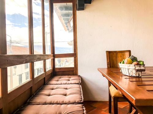 Apartment with Mountain View image 9
