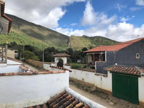 Apartment with Mountain View image 10