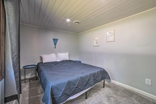 Prudenville Retreat with Yard about 1 Mi to Lake! Prudenville Retreat with Yard about 1 Mi to Lake!