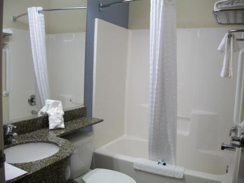 Microtel Inn & Suites by Wyndham Spring Hill/Weeki Wachee in Weeki Wachee, USA