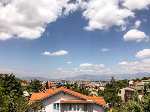 HILLTOP Luxury Apartment with Free Parking, Skopje (photo 9)