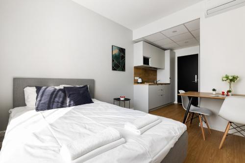 Bright Work&Study Studio with Rest Area, Tallinn