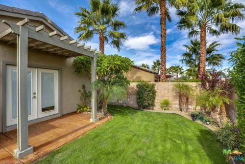 Los Palmas 30 Days Minimum home in Palm Springs, USA