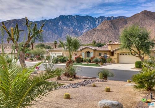 Los Palmas 30 Days Minimum home in Palm Springs, USA