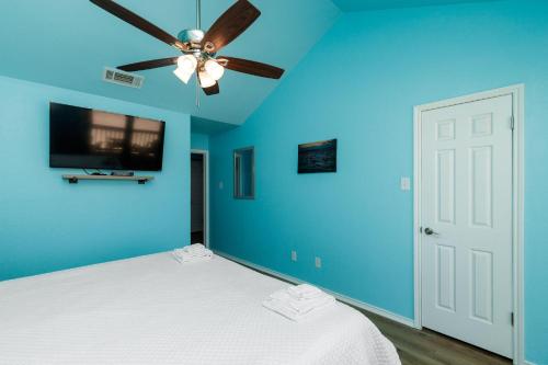 El Constante 208 by Padre Escapes - image 14