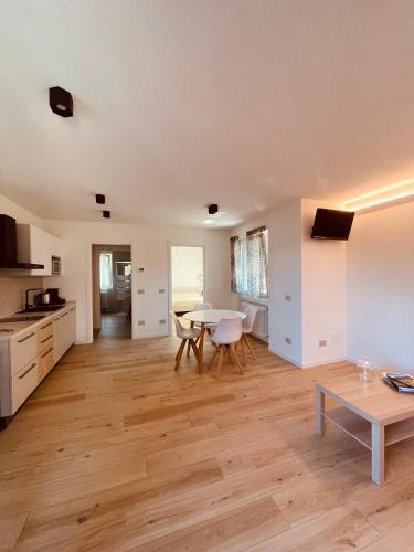 Tellure apartments with breakfast - Apartment - Berbenno di Valtellina